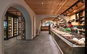 FIORI Dolomites Experience Hotel